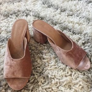 Brand New Madewell velvet sandal slides, 9.5